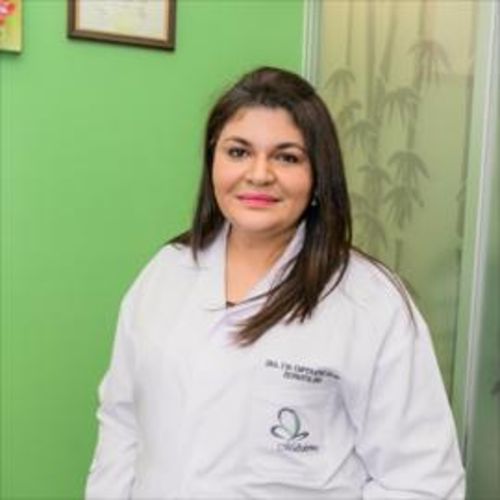 Eva Emperatriz Oliva De Bolaños, Dermatólogo en Guatemala | Agenda una cita online